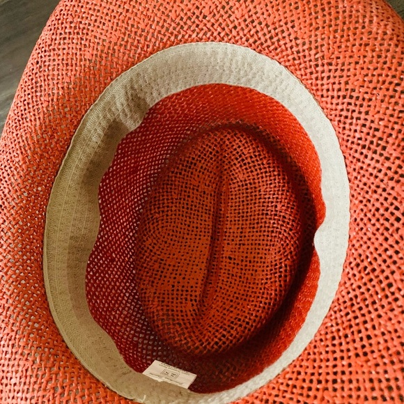 Straw hat - Picture 9 of 11